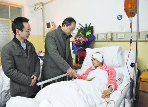 ���գ������ξ����ˌ��́�(l��i)���t(y��)Ժ������܇(ch��)�����܂��Č�(d��o)���Tɯ����־��