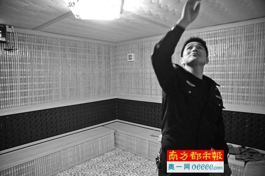 С����������?j��)?n��i)�ء������C(j��)